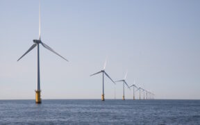 morskie farmy wiatrowe proces instalacji